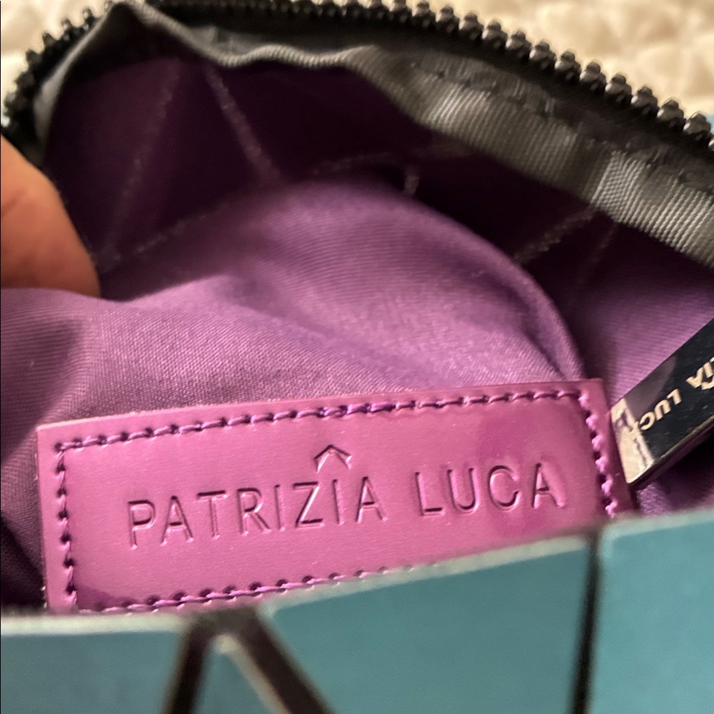 Patrizia Luca Teal and Gold Geometric Slanted Square Convertible Clutch - Picture 4 of 9